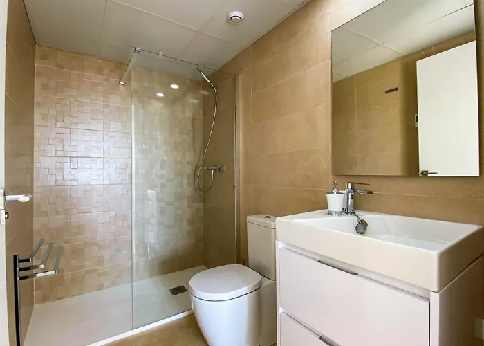 Sunny Paradise 托雷维耶哈